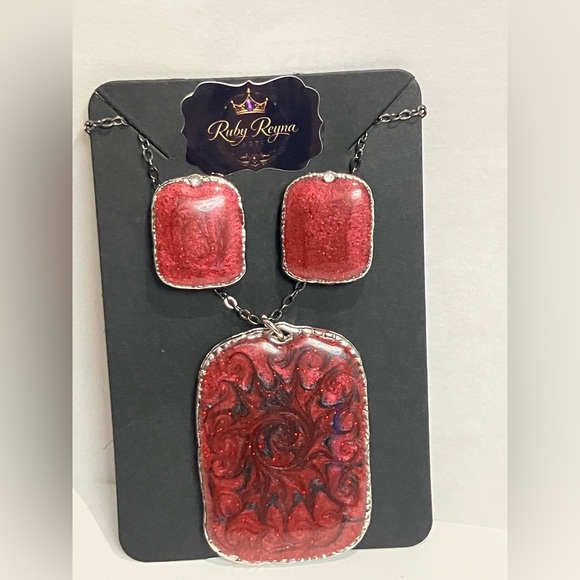 Gothic Romantic Set - Picture 5 of 5